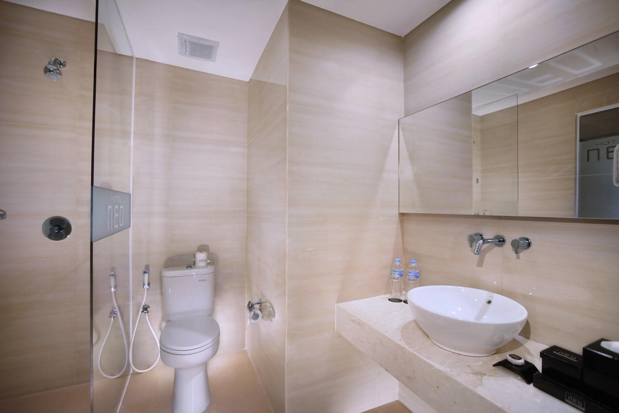 Neo Denpasar By Aston Hotel Ngoại thất bức ảnh