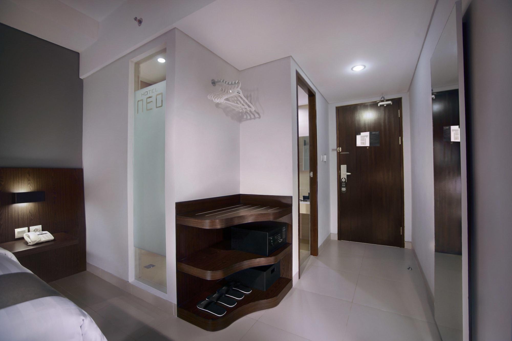Neo Denpasar By Aston Hotel Ngoại thất bức ảnh