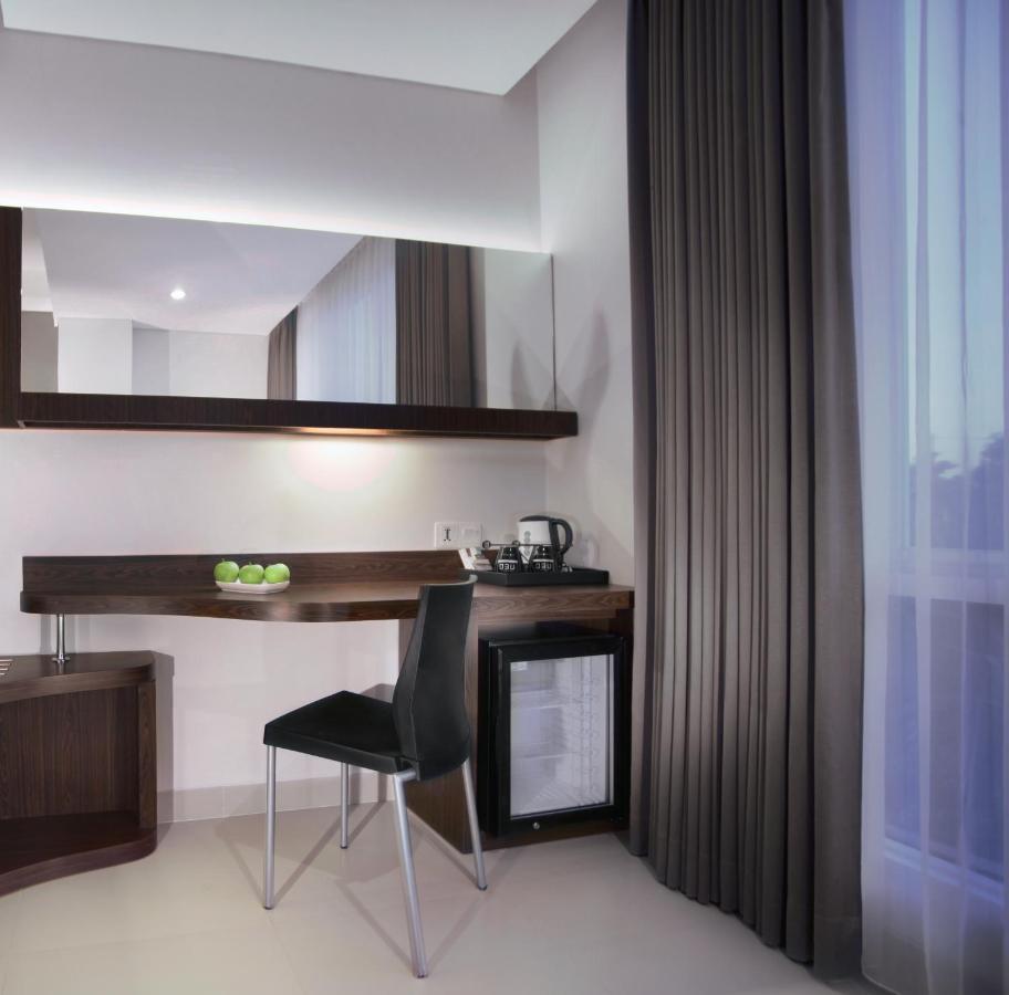 Neo Denpasar By Aston Hotel Ngoại thất bức ảnh