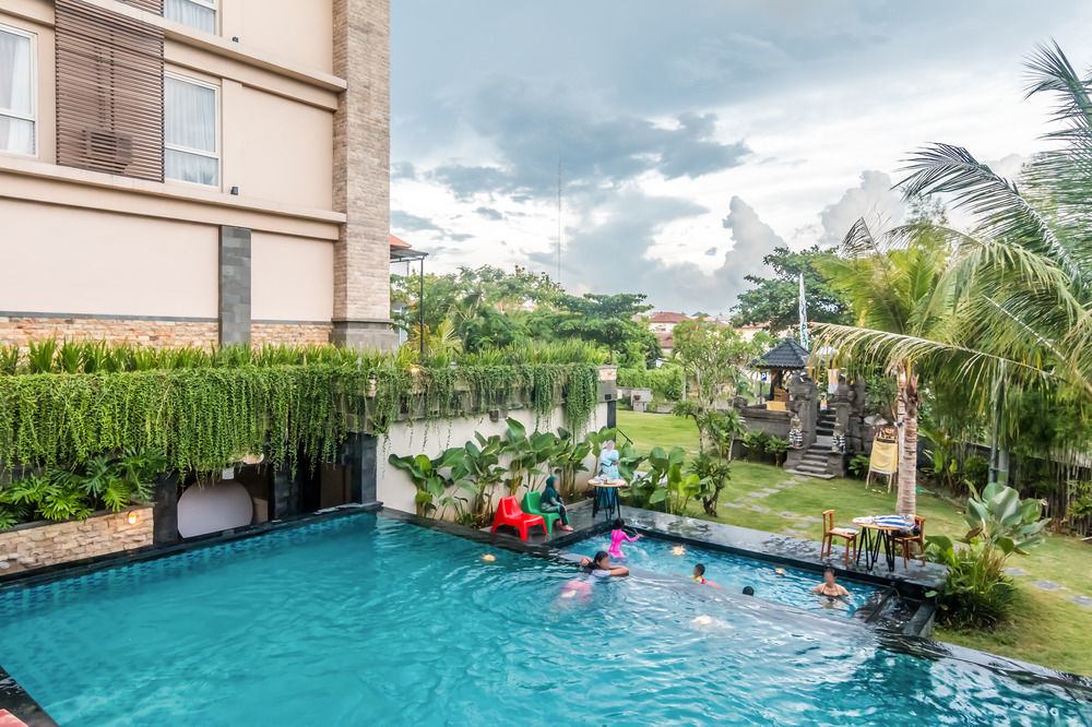 Neo Denpasar By Aston Hotel Ngoại thất bức ảnh
