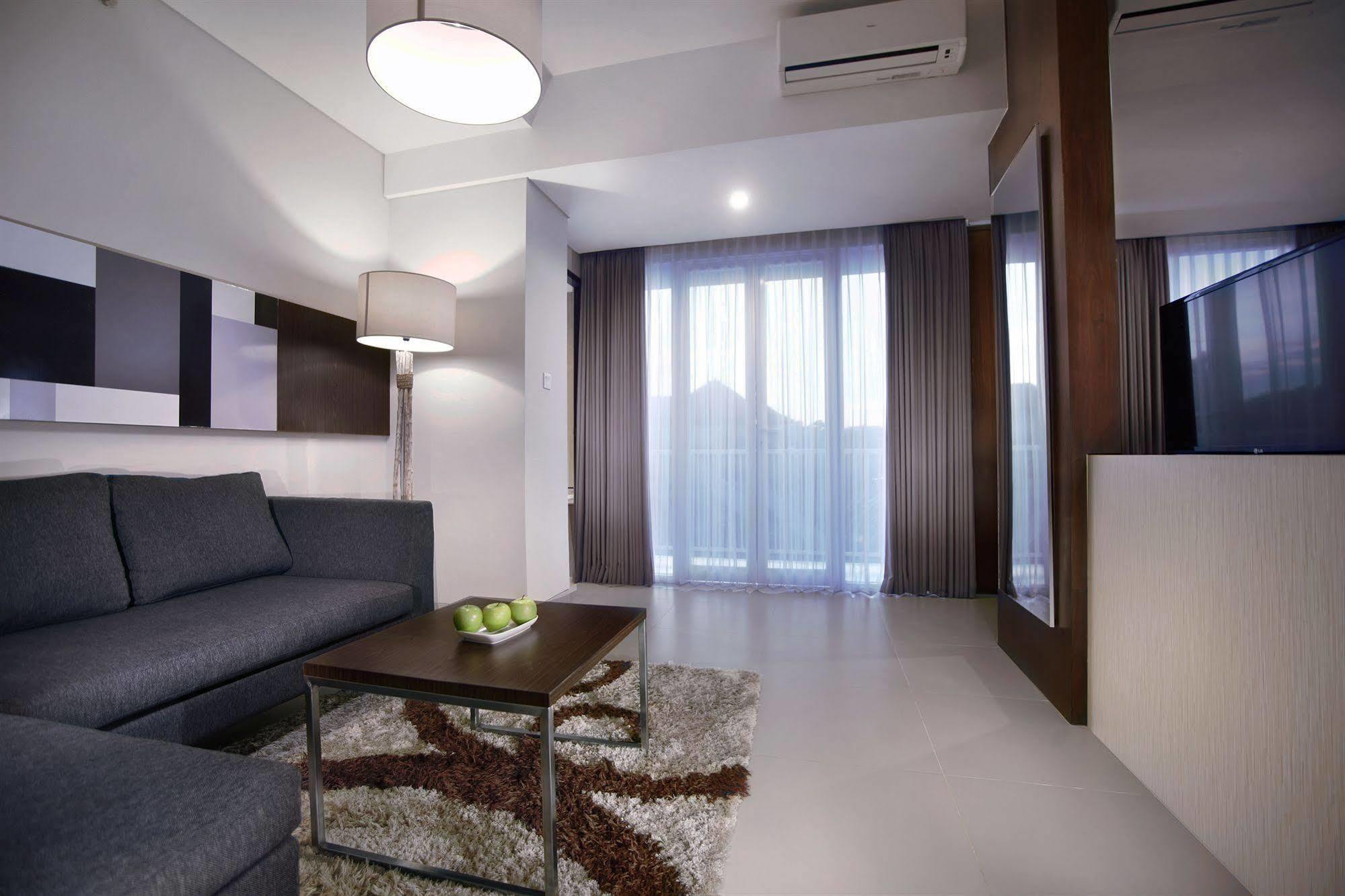 Neo Denpasar By Aston Hotel Ngoại thất bức ảnh